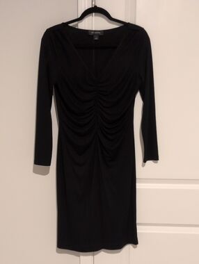 St. John V-Neck Long Sleeve Dress